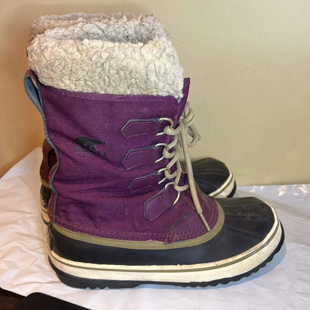 Sorel women’s winter boots‎ size 6 purple black - Picture 5 of 7
